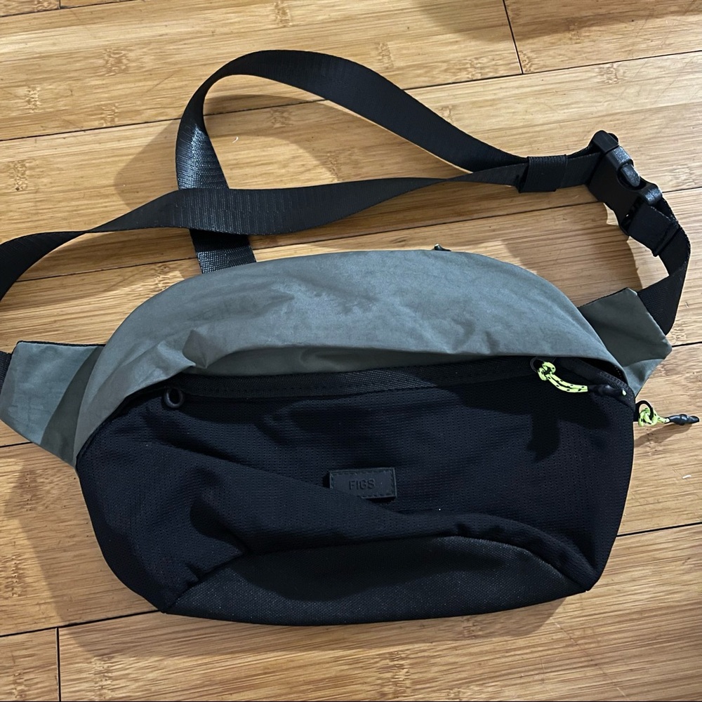 FIGS FANNY PACK